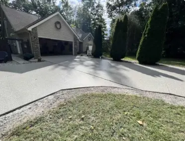 Driveway 2 1024x832@2x